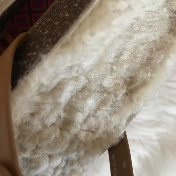 Tory Burch Miller Sandals Cloud Shearling Size 7, 8, 8.5, 9, 9.5, 10 - Picture 6 of 16